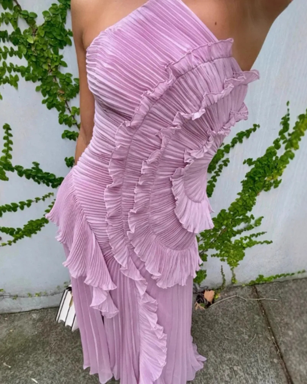 VESTIDO DE PLIEGUES