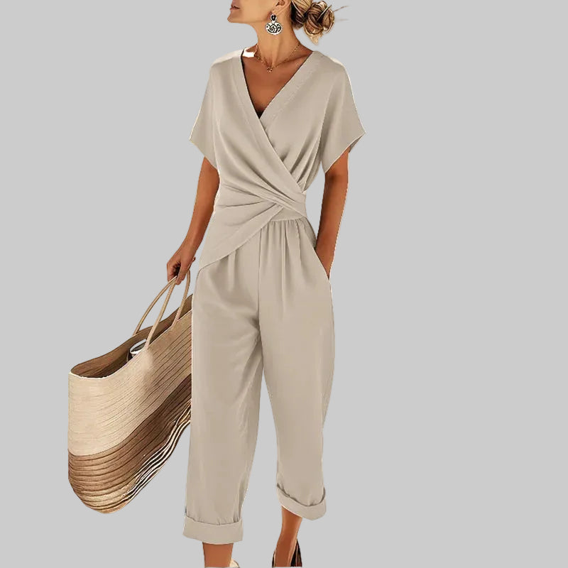 CONJUNTO DE DOS PIEZAS CON ESTILO