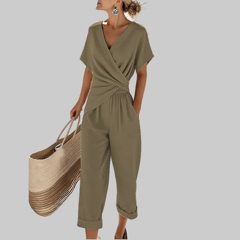 CONJUNTO DE DOS PIEZAS CON ESTILO
