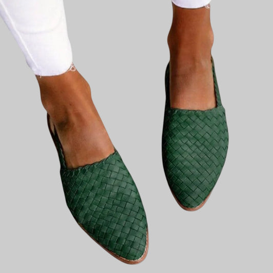 MOCASINES Y TEJIDO TRENZADO