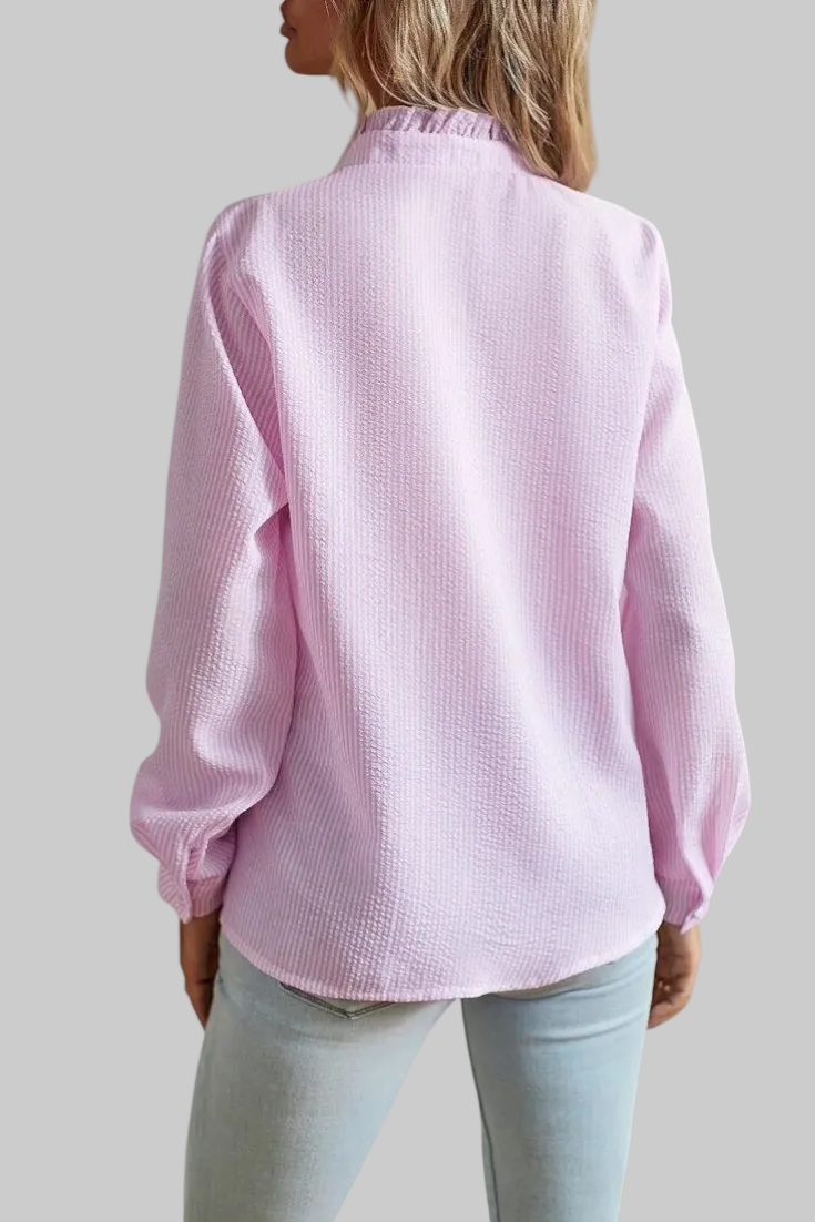BLUSA ELEGANTE CON VOLANTES