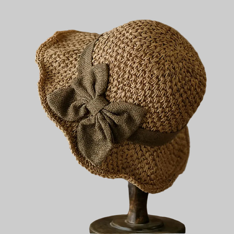 ELEGANTE SOMBRERO CON LAZO