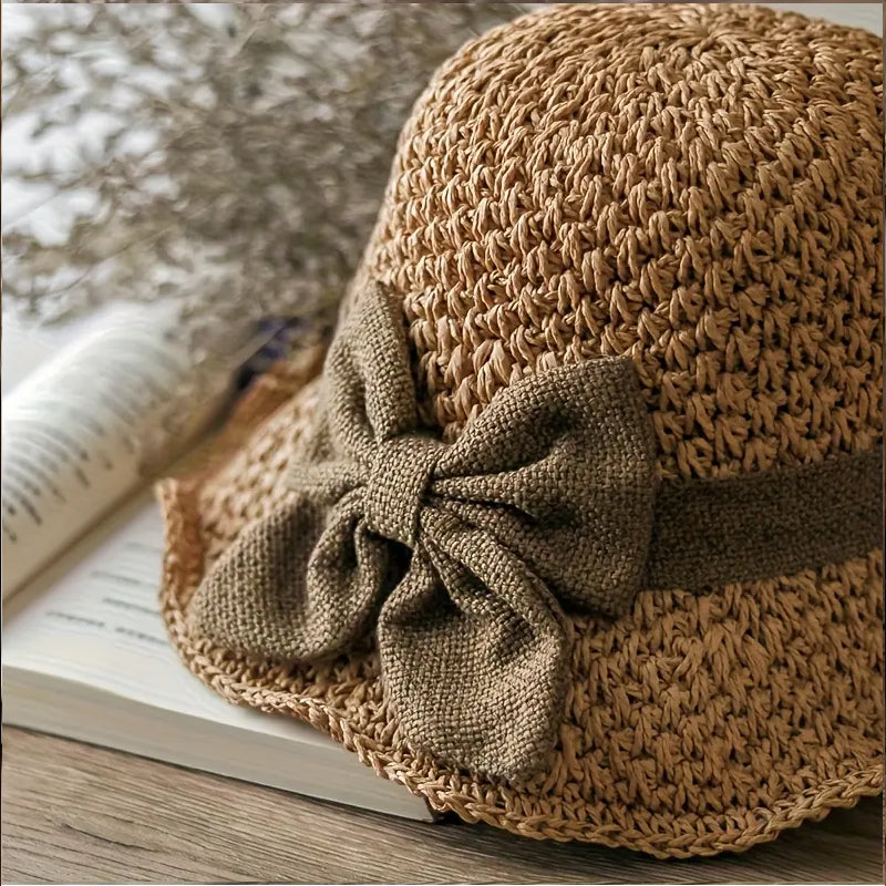 ELEGANTE SOMBRERO CON LAZO